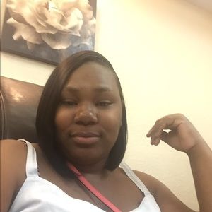 Meet your Posher, Shaneka